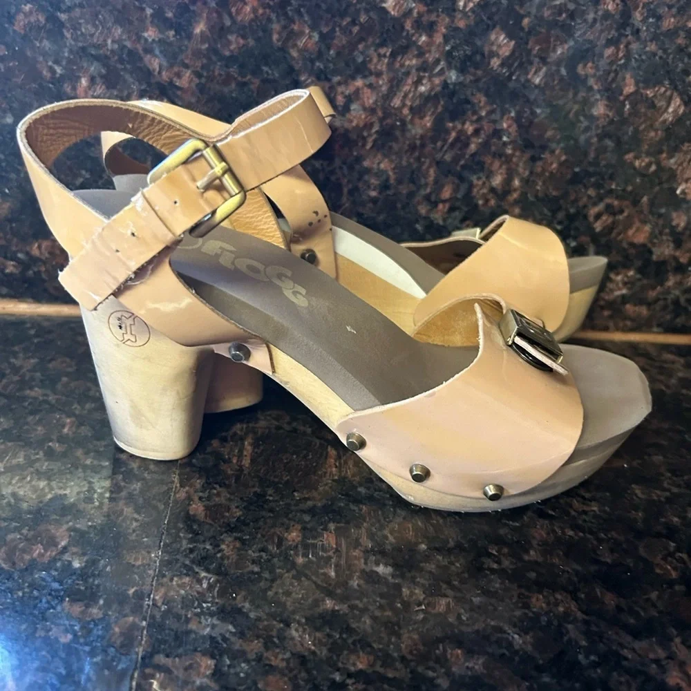 Flogg Fantastic Leather Nude Open Toe Platform Chunky Block Heel Sandal 9 Women